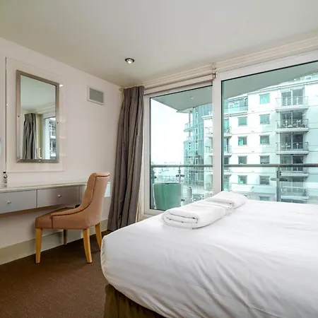 Fabulous 3 Bed Apartment In Vauxhall London Exterior photo